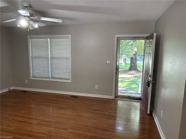 $1,700 | 5710 Country Lane, Greensboro, NC 27410