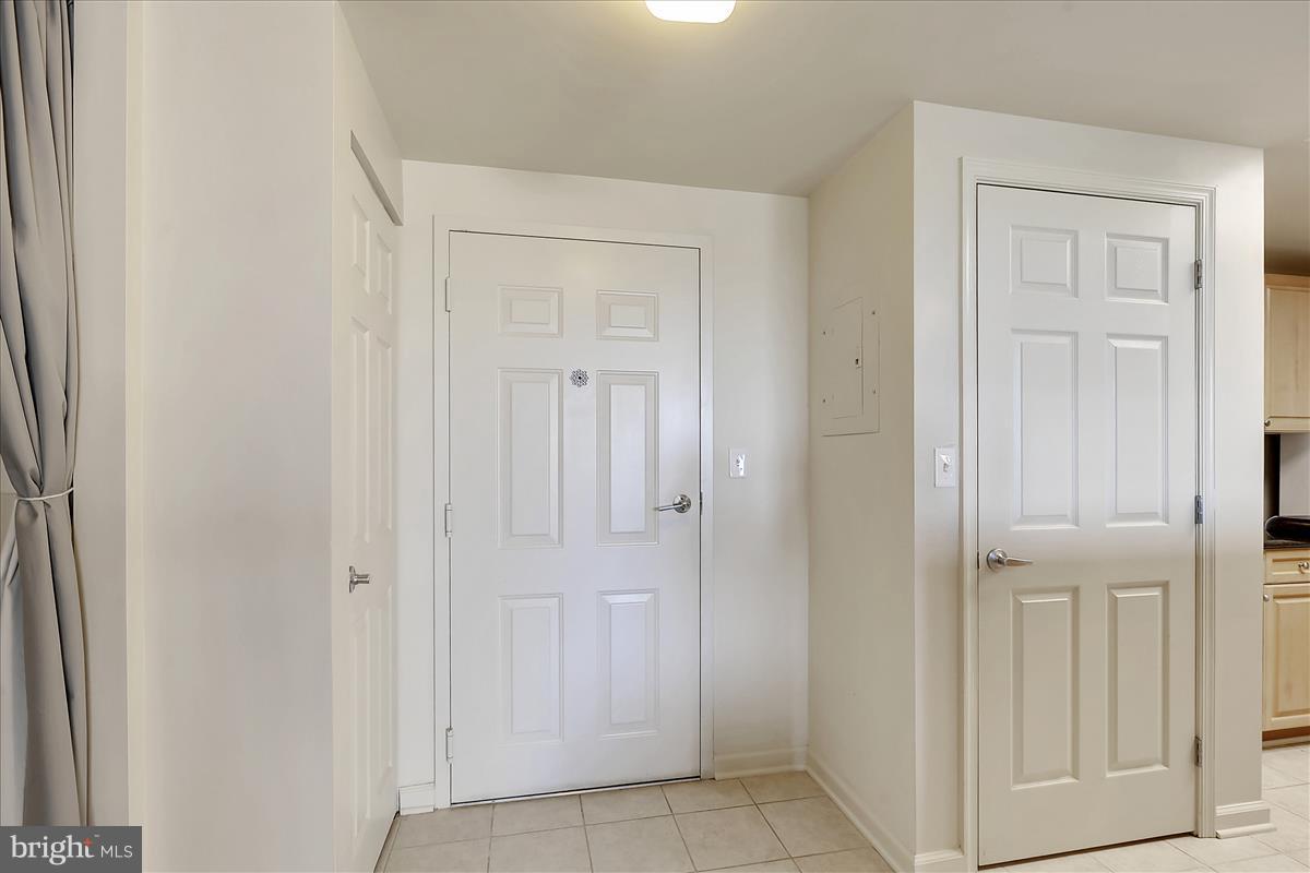 2726 Gallows Road, Unit 612 Vienna, VA 22180 - Photo 13 of 30