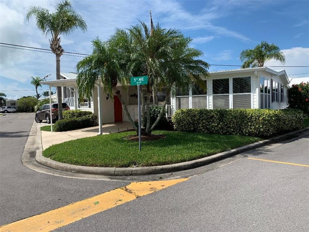 59 5th Avenue, Venice, FL 34285 Compass