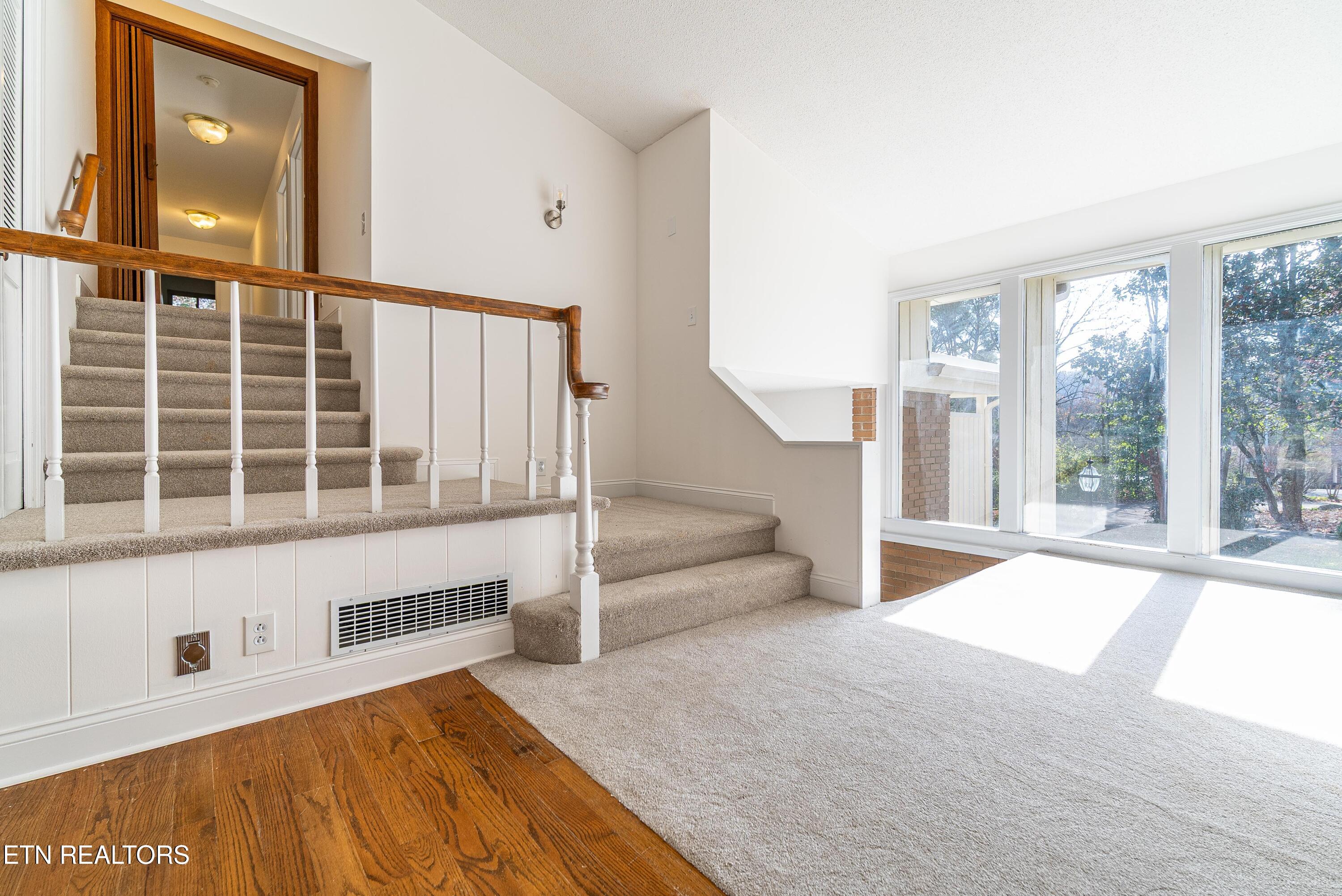 109 Baker Lane Oak Ridge, TN 37830 - Photo 6 of 37 DSC06768-Edit