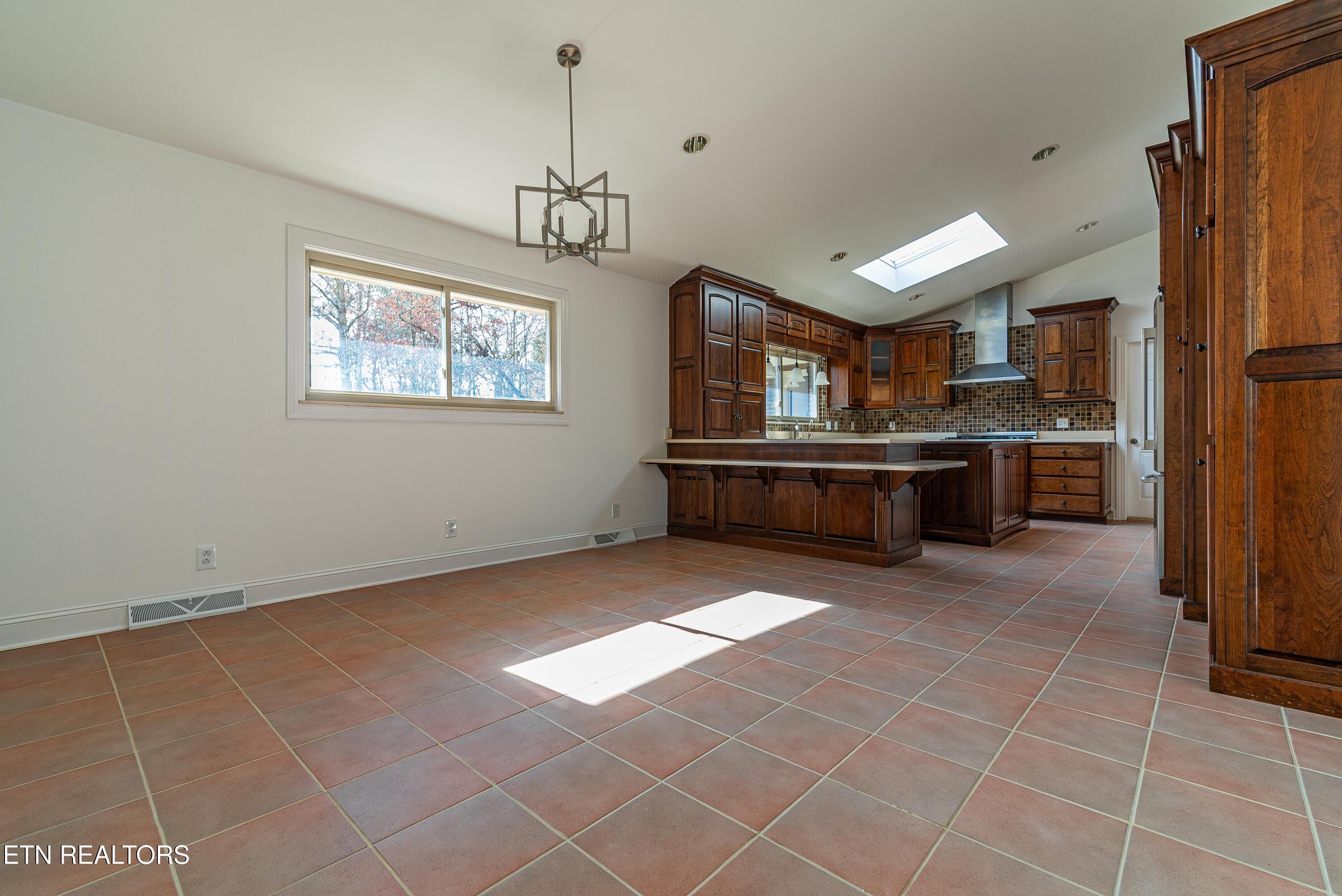 109 Baker Lane Oak Ridge, TN 37830 - Photo 7 of 37 DSC06777