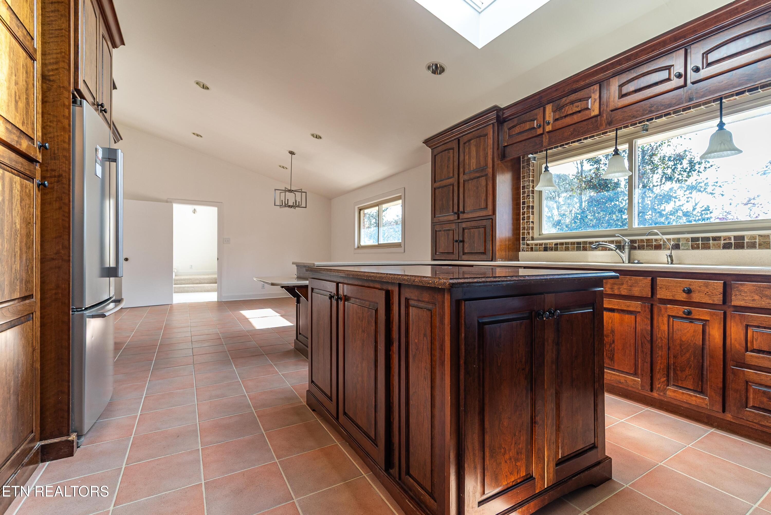 109 Baker Lane Oak Ridge, TN 37830 - Photo 9 of 37 DSC06795