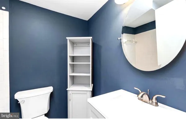 $1,590 | 4635 20th Road North, Unit A, Arlington, VA 22207