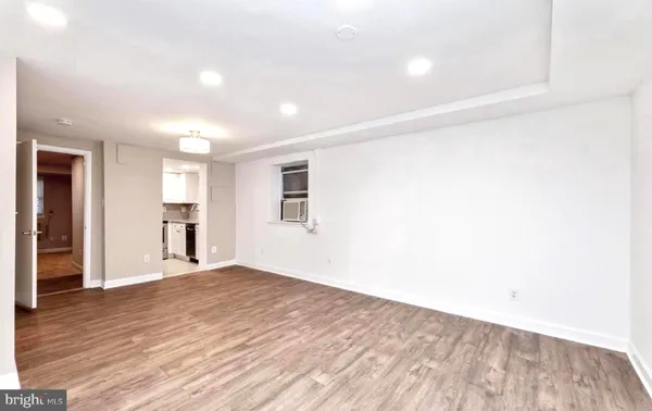 $1,590 | 4635 20th Road North, Unit A, Arlington, VA 22207