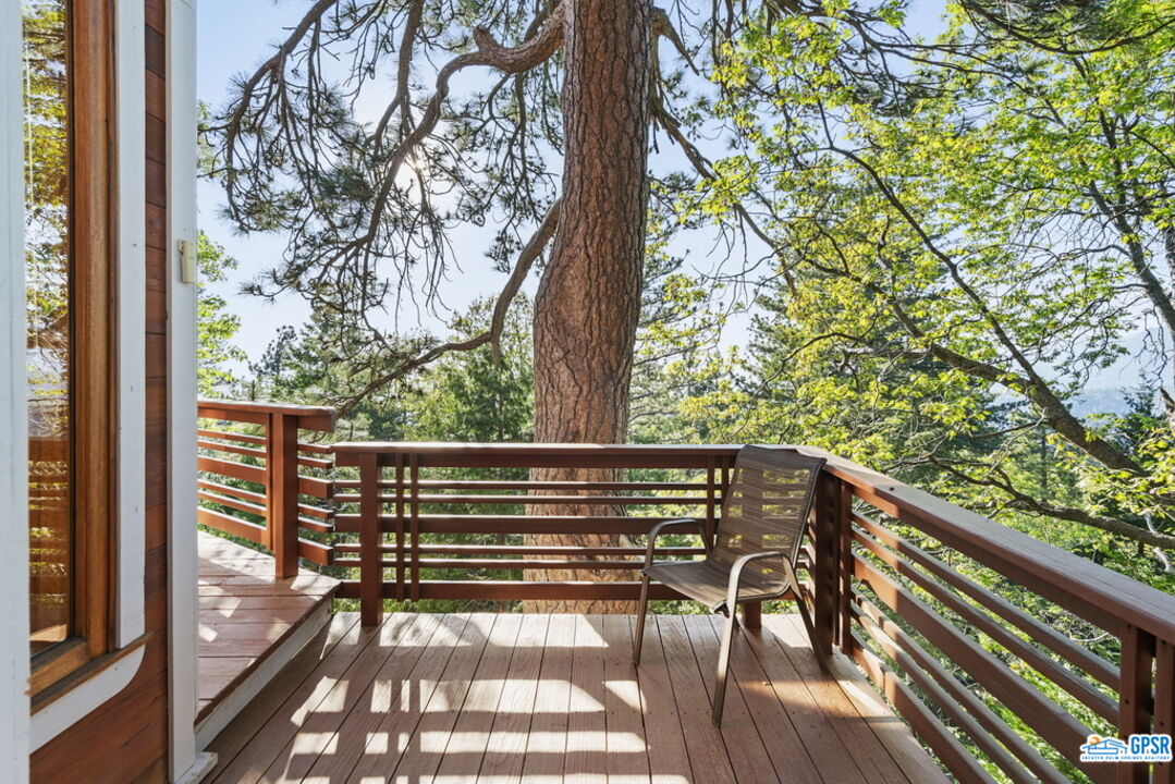 53085 Cedar Crest Drive Idyllwild, CA 92549 - Photo 25 of 55 a view of outdoor space with seating