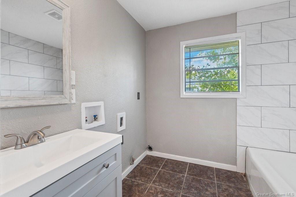 3405 Davis Road Westlake, LA 70669 - Photo 11 of 14 Gallery Image 11