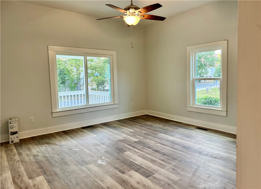 307 Mill Street Abbeville, SC 29620 - Photo 14 of 23