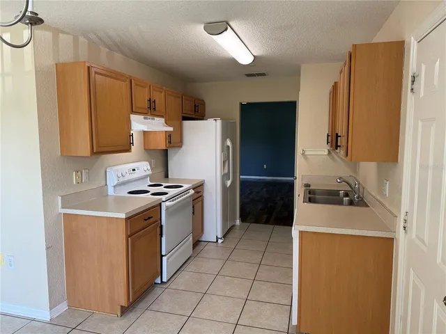 $274,900 | 1614 Turtle Rock Drive, Lakeland, FL 33803