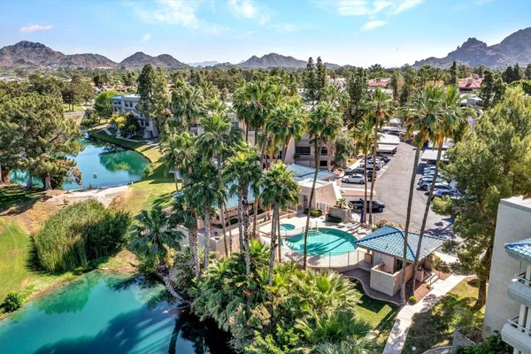 $2,000 | 5124 North 31st Place, Unit 517, Phoenix, AZ 85016