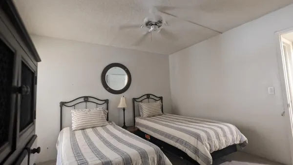 $2,000 | 5124 North 31st Place, Unit 517, Phoenix, AZ 85016
