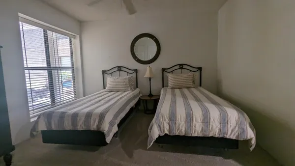 $2,000 | 5124 North 31st Place, Unit 517, Phoenix, AZ 85016