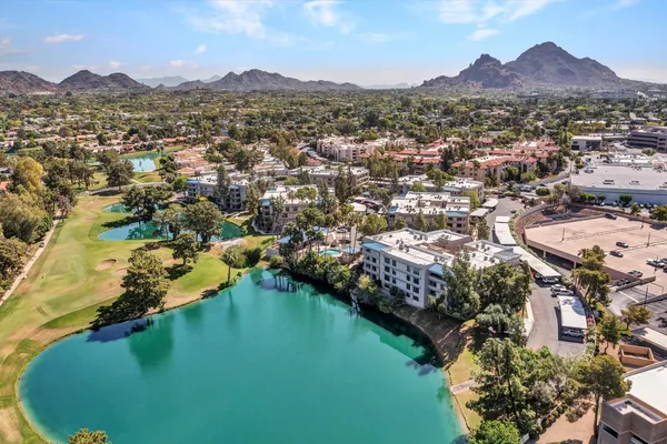 $2,000 | 5124 North 31st Place, Unit 517, Phoenix, AZ 85016