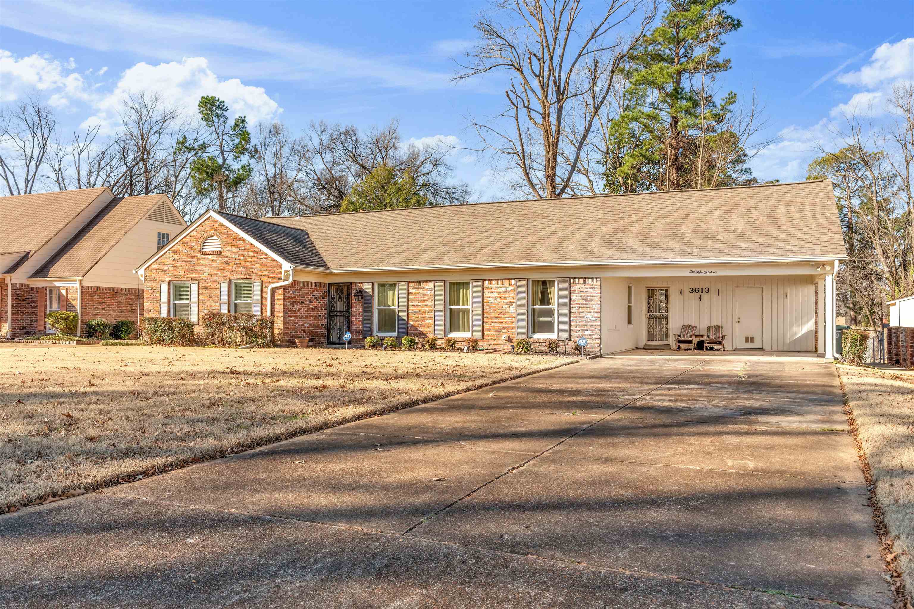 3613 Acacia Street Memphis, TN 38116 - Photo 30 of 33 a front view of a house with a yard