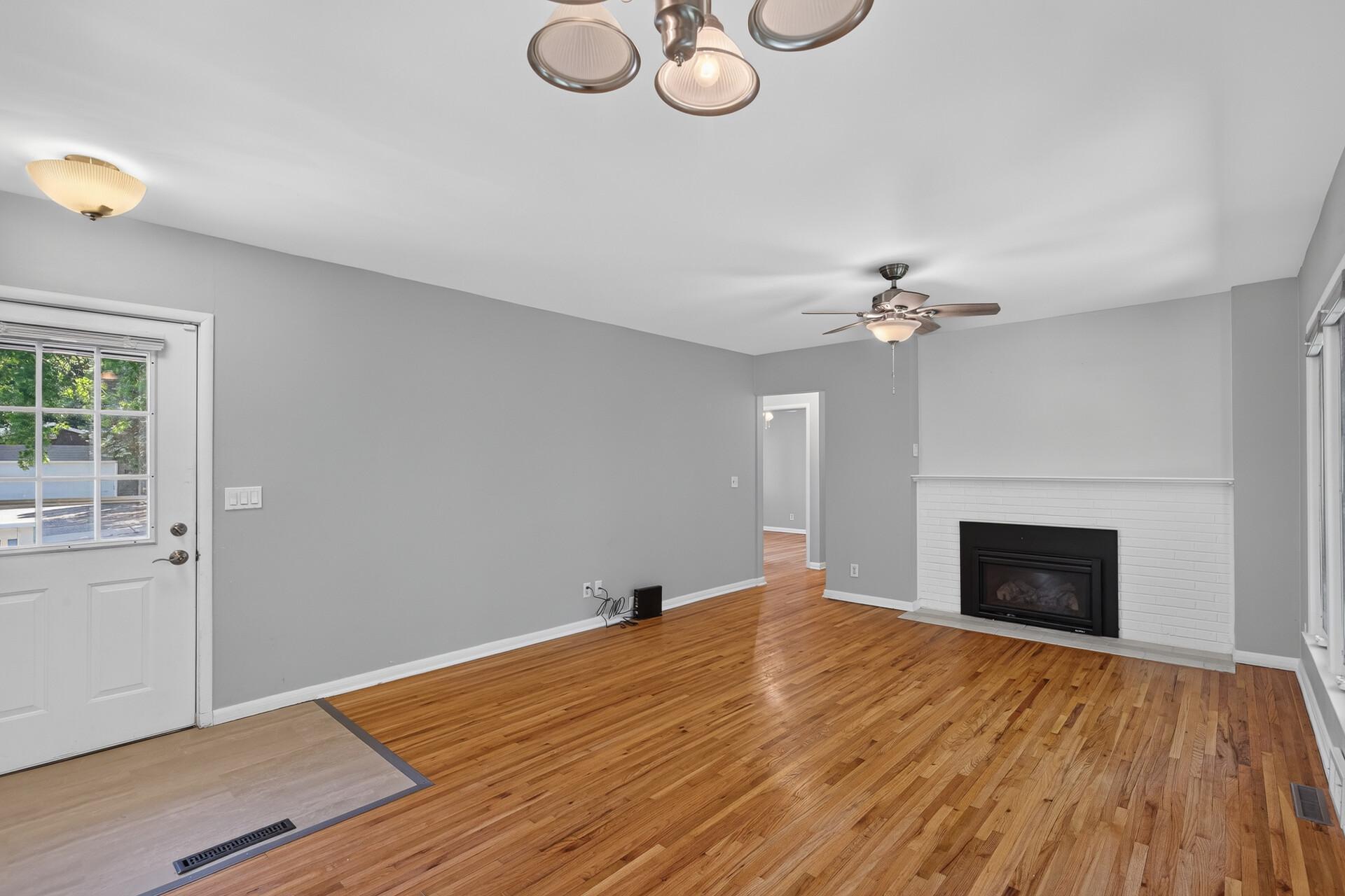 4320 Culver Road Golden Valley, MN 55422 - Photo 7 of 38