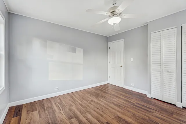 $320,000 | 8 Timber Trail, Streamwood, IL 60107