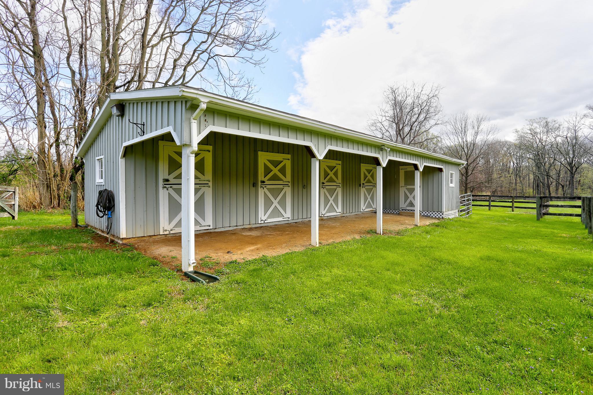 4423 Butler Road Glyndon, MD 21136 - Photo 22 of 28 4 Stall Amish Built Barn And Tack Room