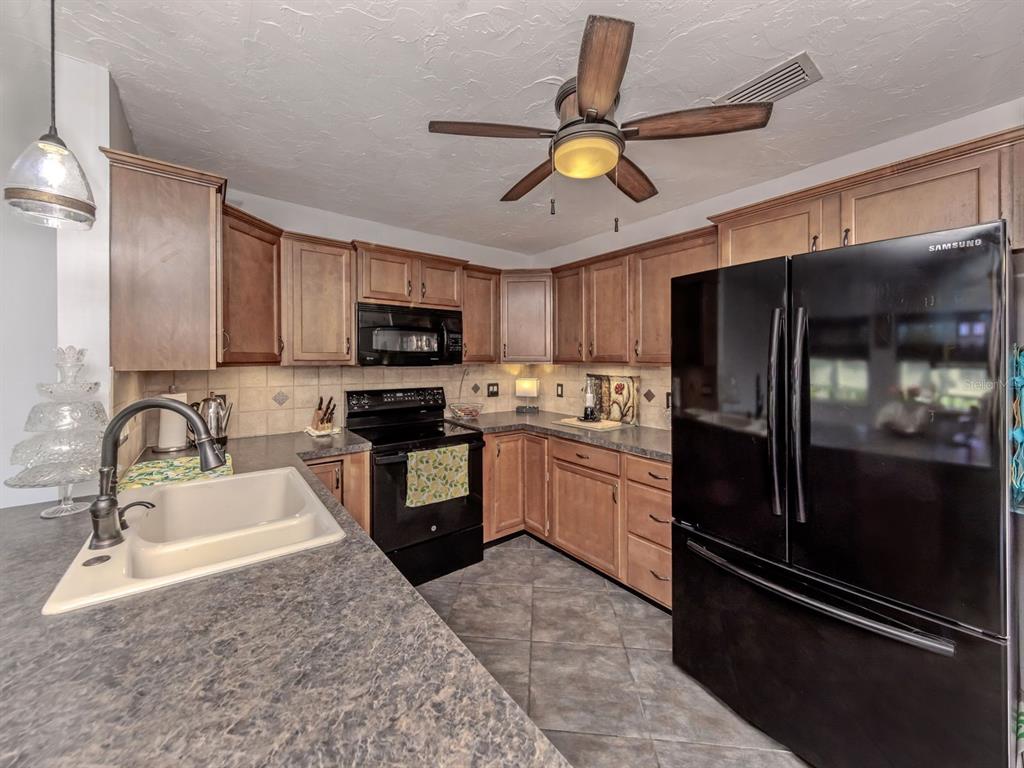 2972 Argyle Road Venice, FL 34293 - Photo 10 of 43