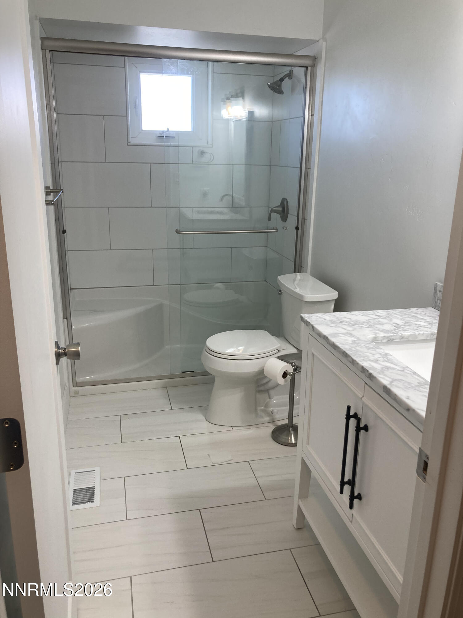 962 Roberts Street Reno, NV 89502 - Photo 10 of 23 tinywow_IMG_0664_62764514