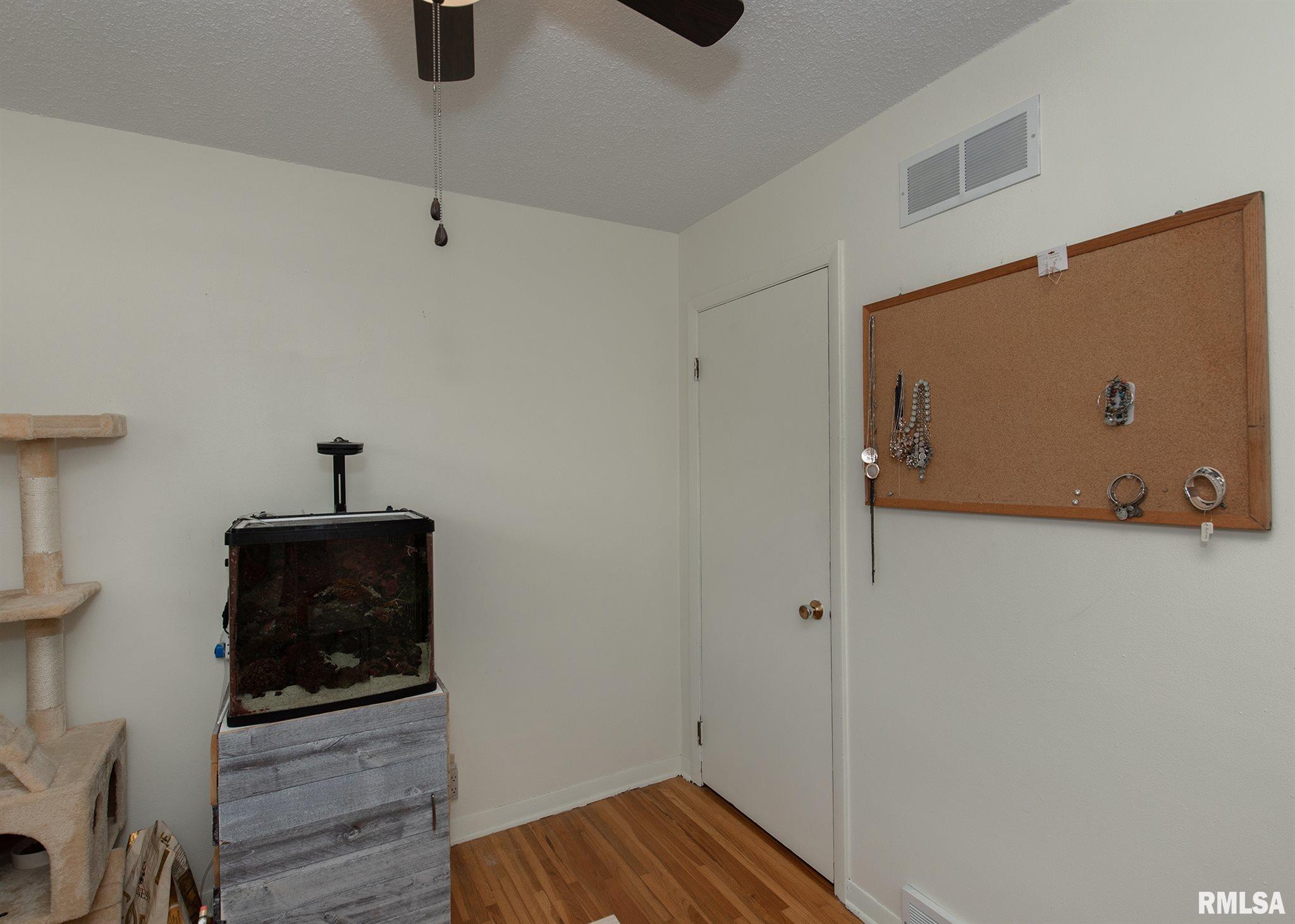 4630 North Ripley Street Davenport, IA 52806 - Photo 15 of 26 Gallery Image 15