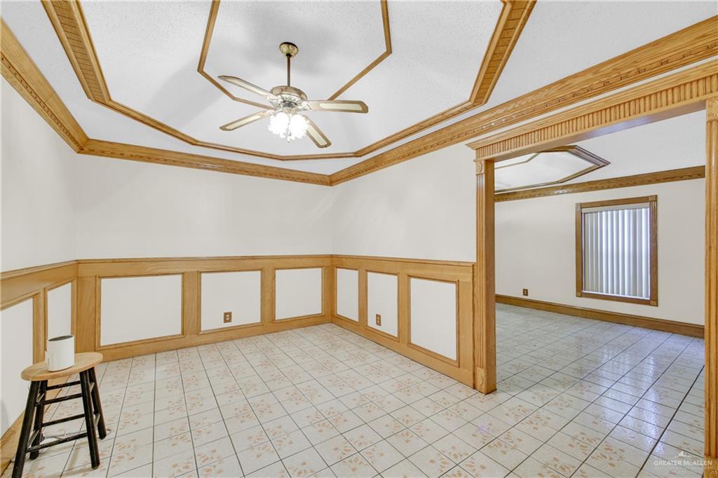 18 Bellas Lane Rio Grande City, TX 78582 - Photo 9 of 28 a view of an entryway