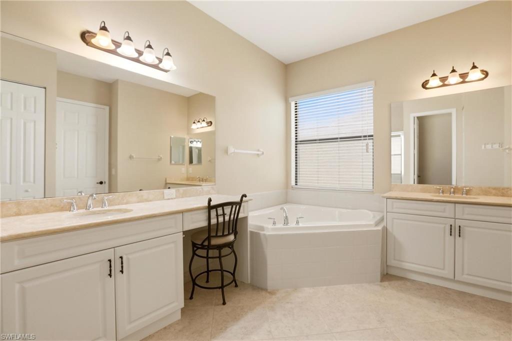 11505 Summerview Way Fort Myers, FL 33913 - Photo 15 of 50