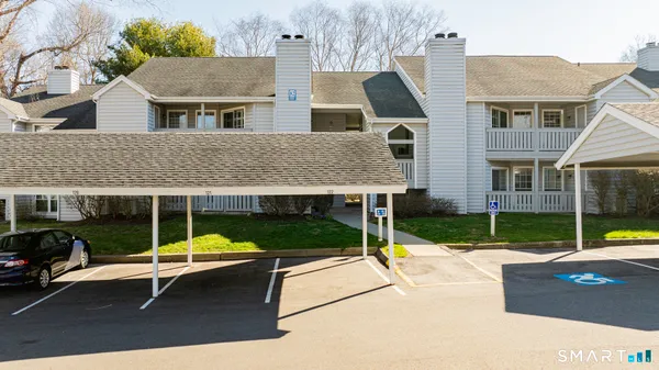 $1,700 | 82 Crown Knoll Court, Unit 152, Groton, CT 06340