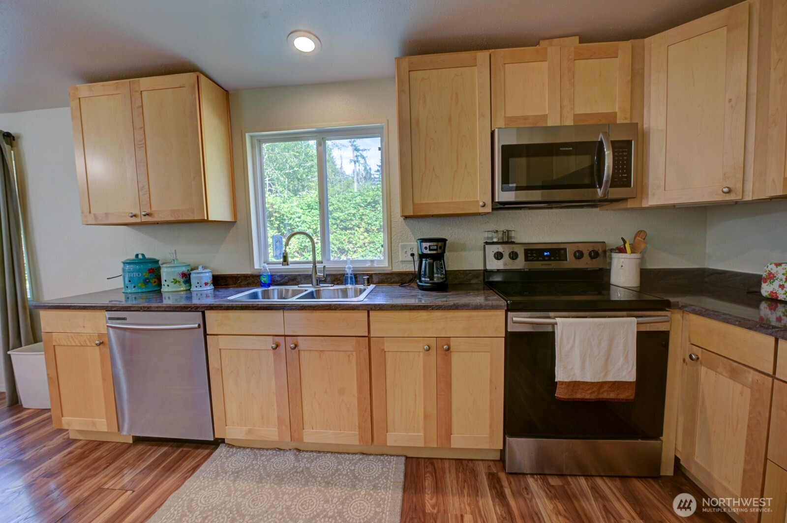 5315 Whiteman Road Southwest Longbranch, WA 98351 - Photo 10 of 24