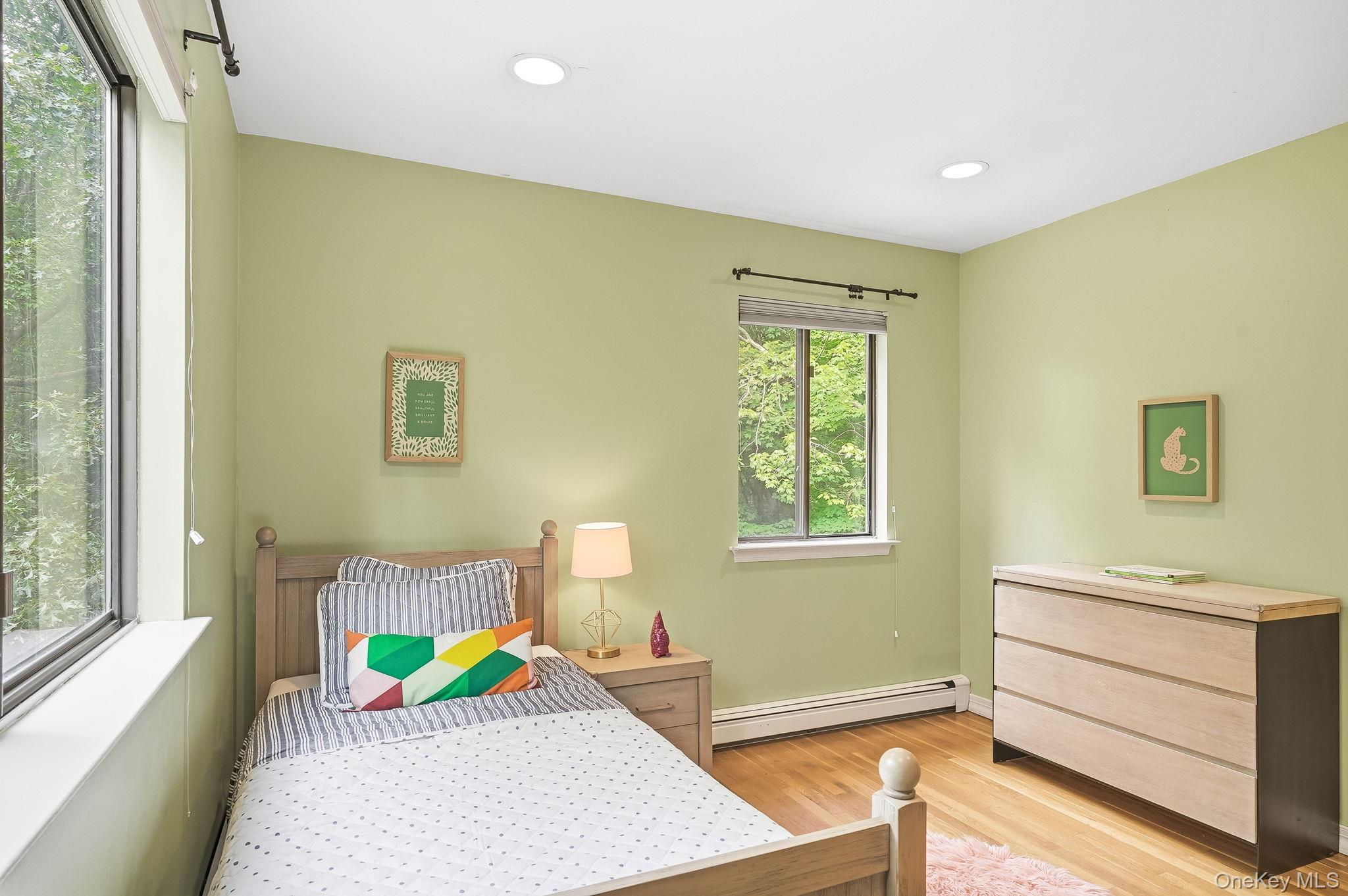 43 Powder Horn Road Cortlandt Manor, NY 10567 - Photo 19 of 35 Bedroom #3