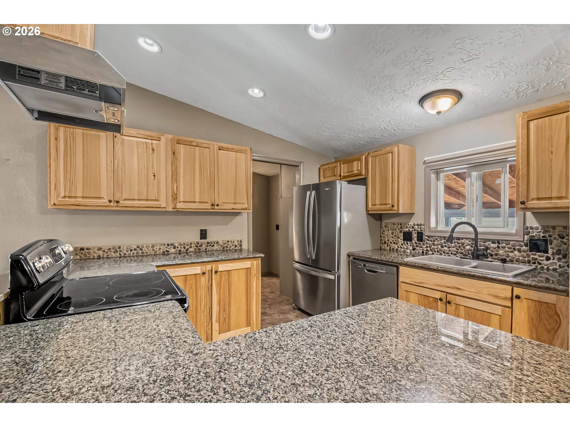 1949 Southeast Palmquist Road, Unit 5 Gresham, OR 97080 - Photo 9 of 28