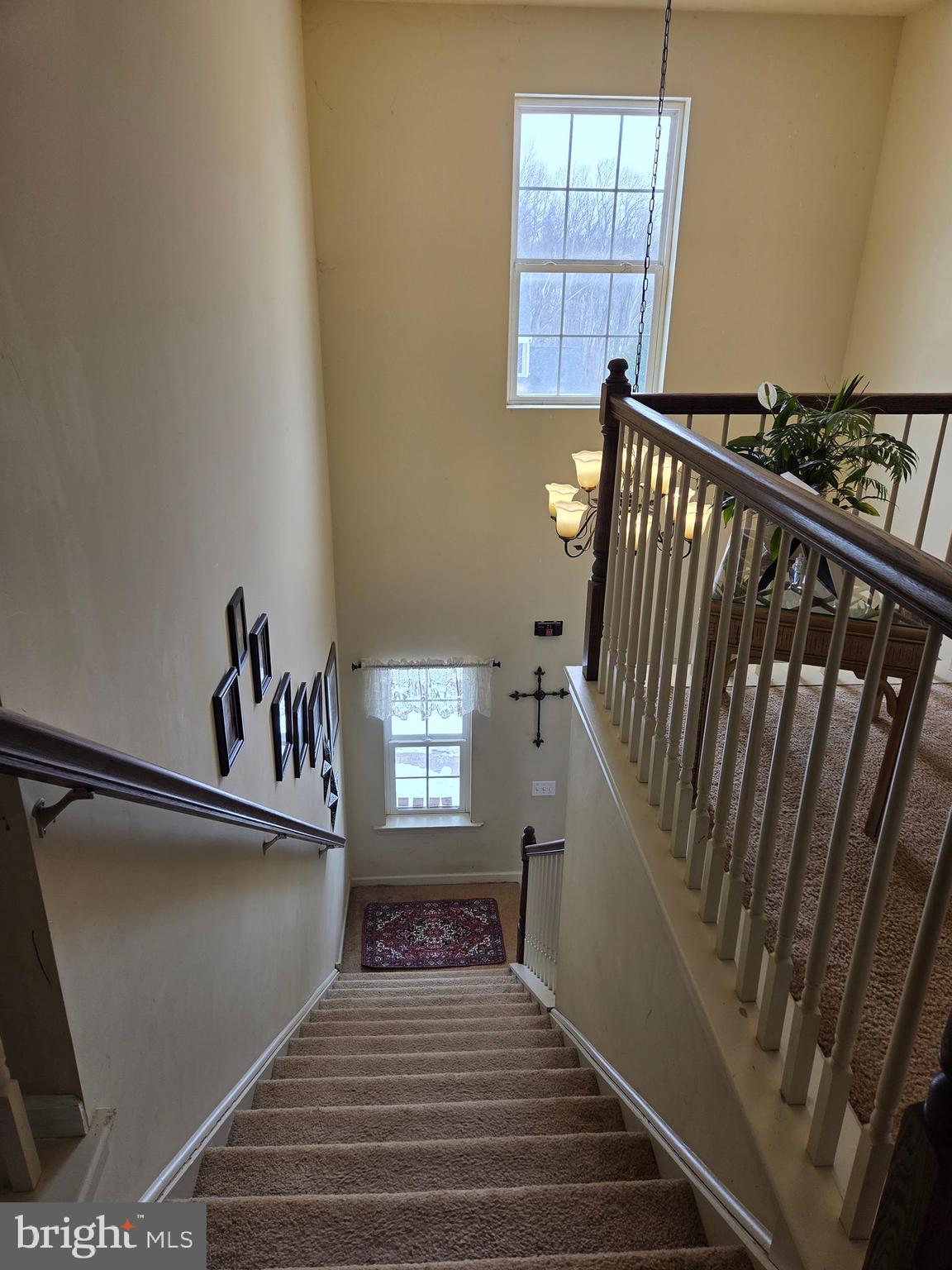 119 Burgundy Lane Coatesville, PA 19320 - Photo 8 of 35 Cathedral foyer