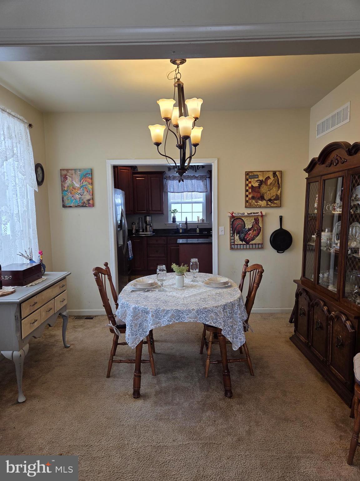 119 Burgundy Lane Coatesville, PA 19320 - Photo 10 of 35 Dining room