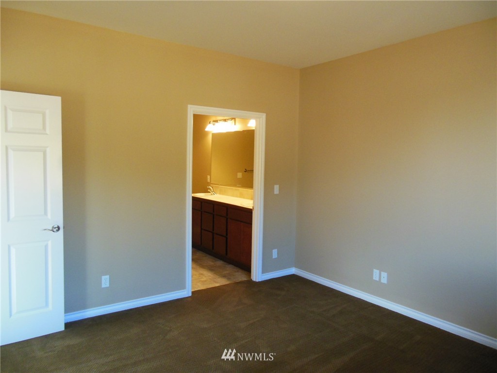 391 Lofgrin Road Sequim, WA 98382 - Photo 9 of 10