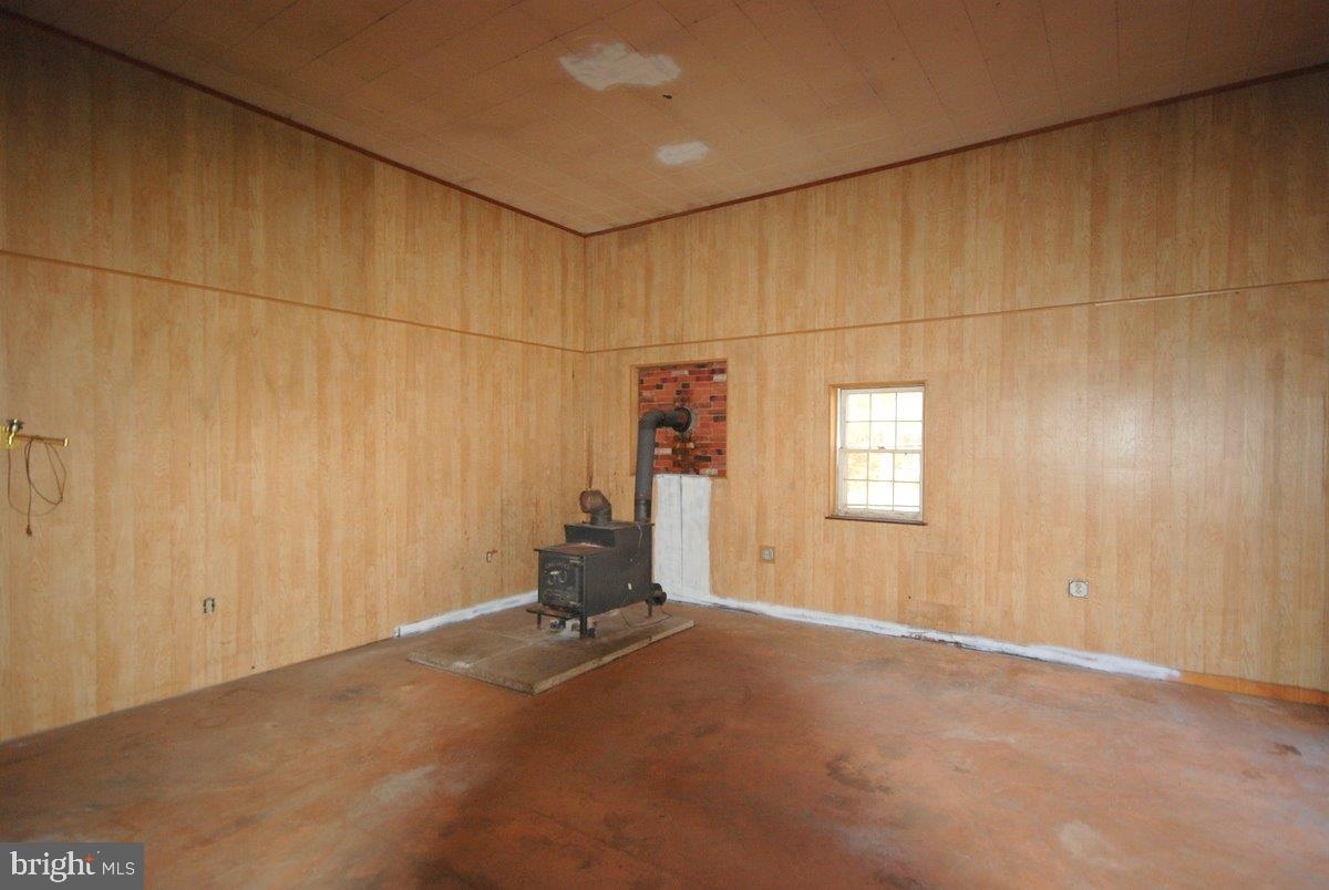 3334 Fiery Run Road Linden, VA 22642 - Photo 11 of 20 Gallery Image 11