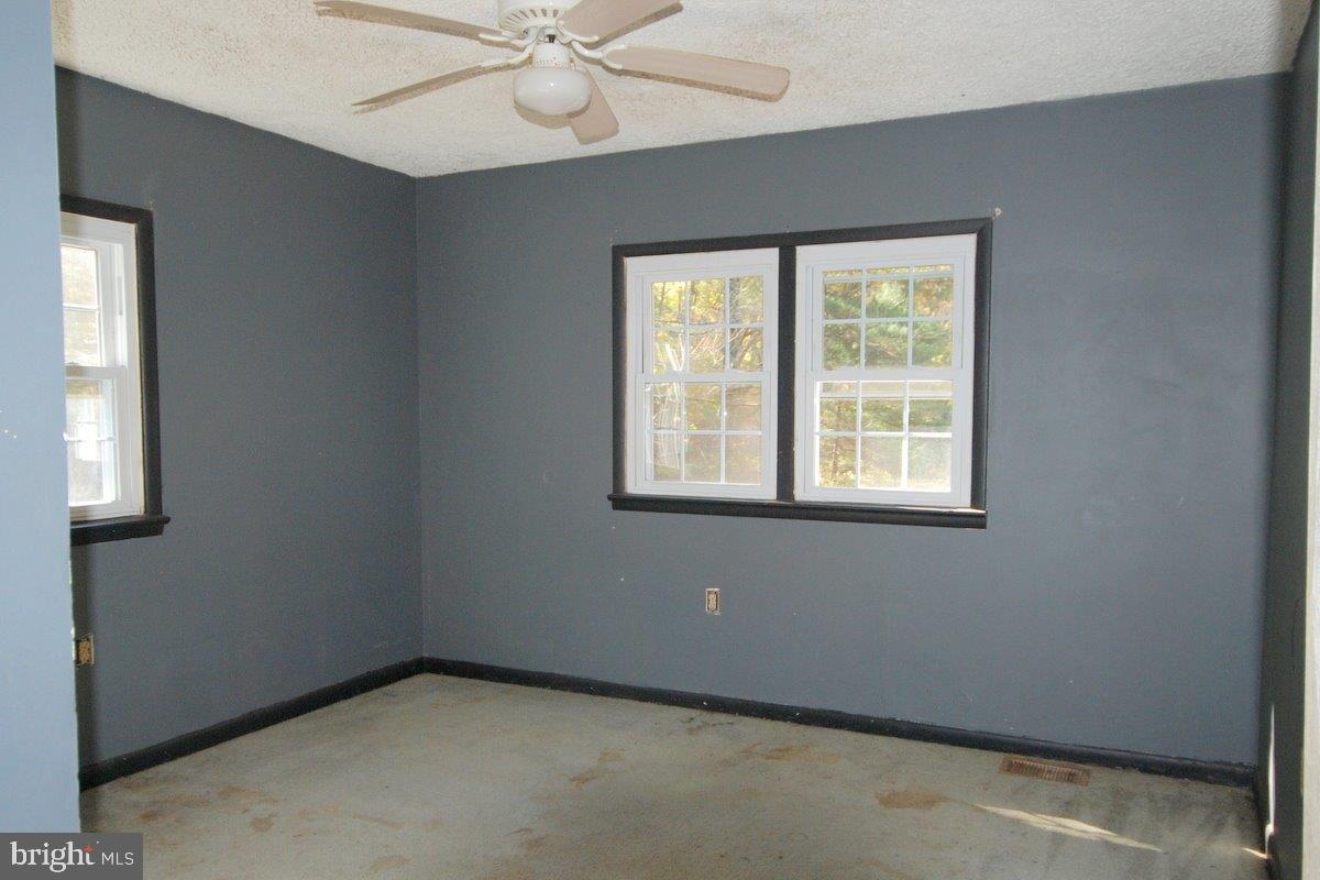 3334 Fiery Run Road Linden, VA 22642 - Photo 8 of 20 Gallery Image 8
