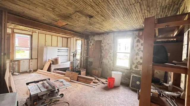 $165,000 | 101 North Cedar Street, Chaska, MN 55318