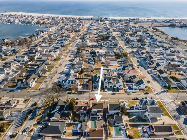 $1,750,000 | 305 Chicago Avenue, Point Pleasant Beach, NJ 08742