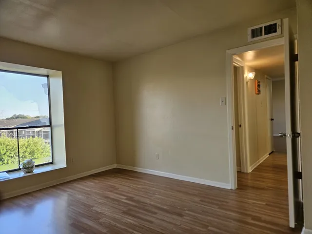 $995 | 8433 Hearth Drive, Unit 38, Houston, TX 77054