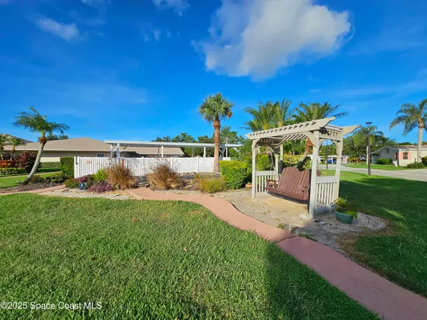 $1,475 | 135 Blue Jay Lane, Unit K11, Merritt Island, FL 32953