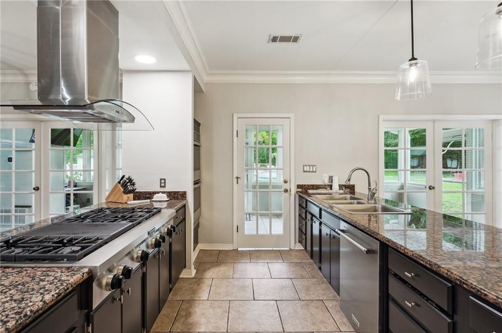 1 Rene Court Mandeville, LA 70471 - Photo 11 of 30