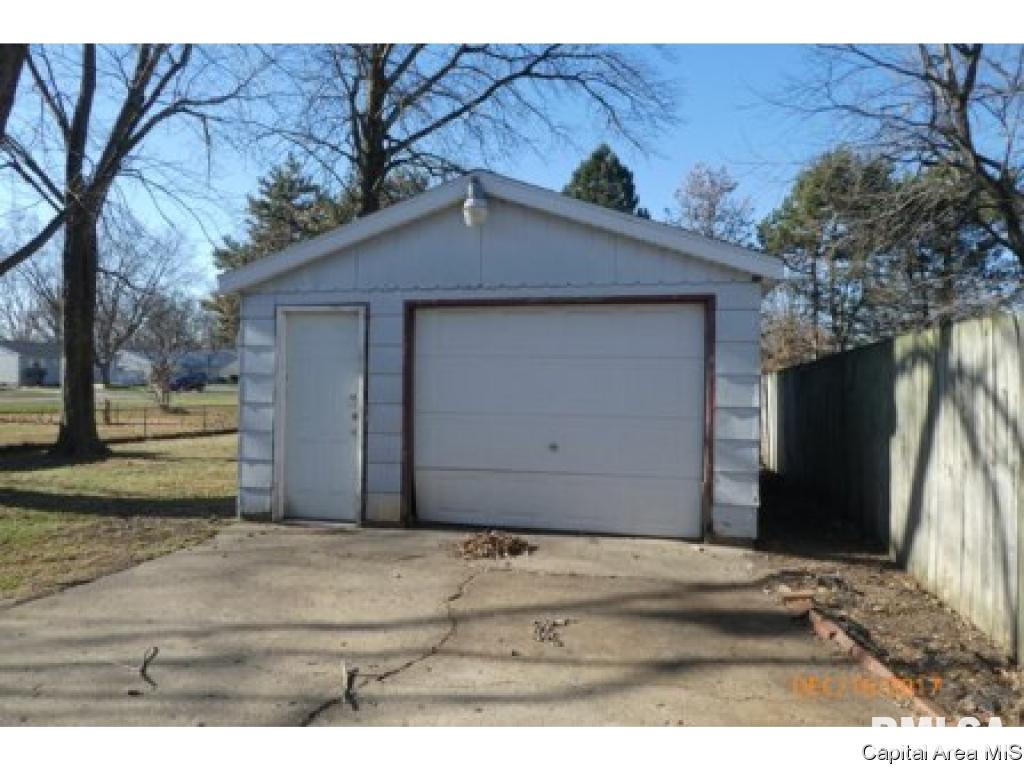 2105 Stonehenge Road Springfield, IL 62702 - Photo 21 of 23