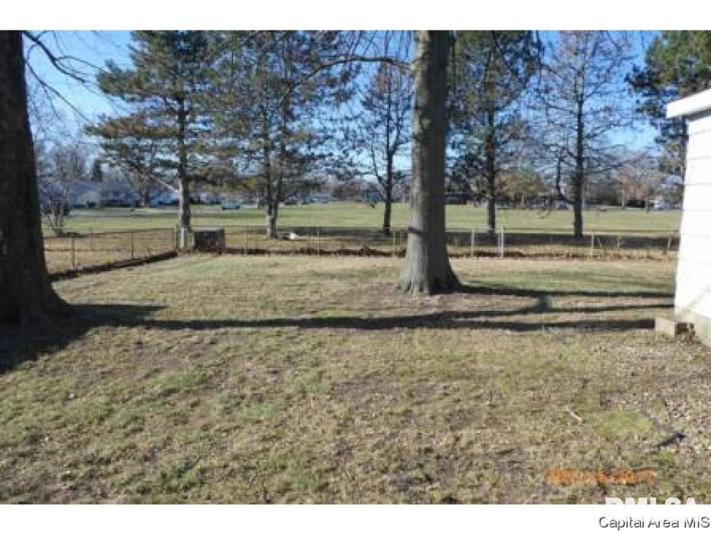 2105 Stonehenge Road Springfield, IL 62702 - Photo 23 of 23