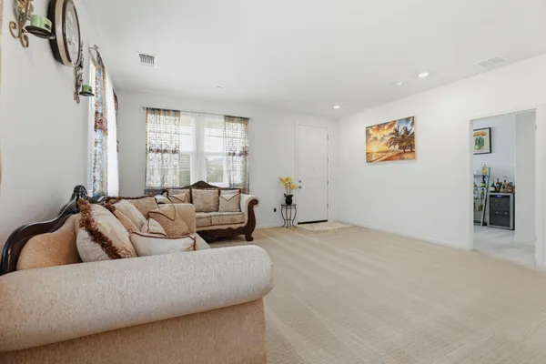 $875,000 | 805 Klamath Way, Hollister, CA 95023