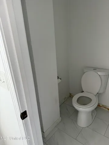 $1,100 | 212 East 2nd Street, Pass Christian, MS 39571