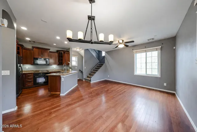 $2,250 | 5744 South 21st Place, Phoenix, AZ 85040