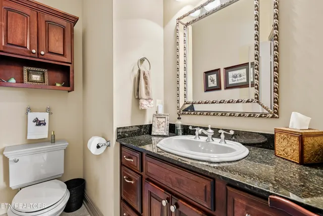 $880,000 | 230 Big Water Drive, Vonore, TN 37885