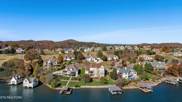 $880,000 | 230 Big Water Drive, Vonore, TN 37885