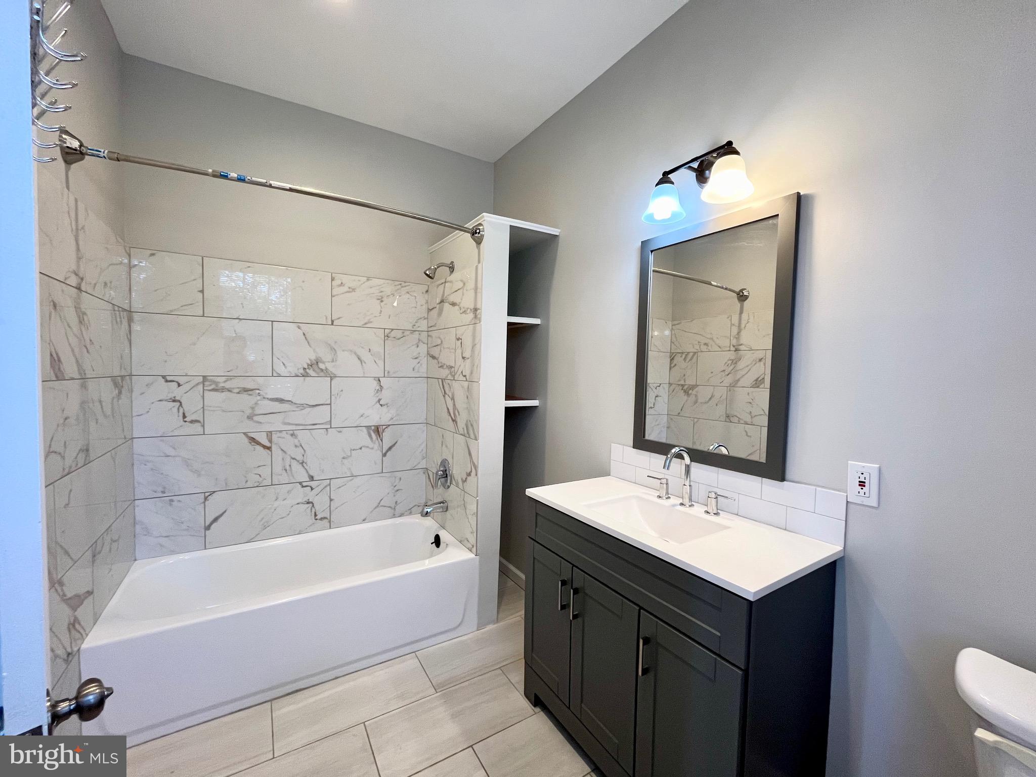 501 Plainsboro Road, Unit 2 Plainsboro, NJ 08536 - Photo 19 of 25 Bathroom 1