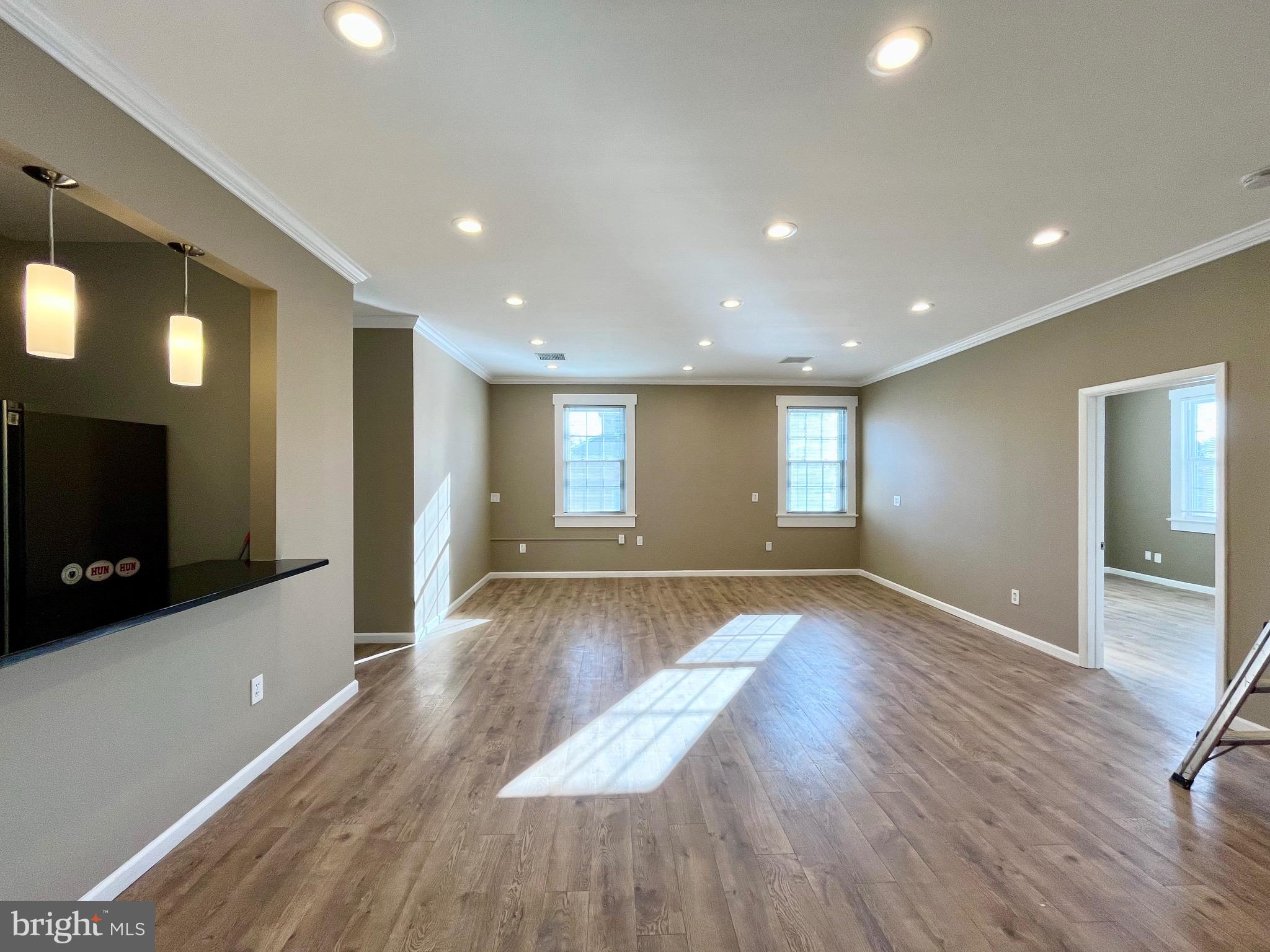 501 Plainsboro Road, Unit 2 Plainsboro, NJ 08536 - Photo 3 of 25 Living