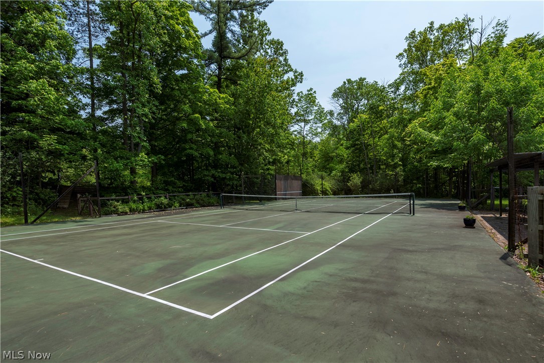 1 Pepper Ridge Road Cleveland, OH 44124 - Photo 21 of 23 Tennis court