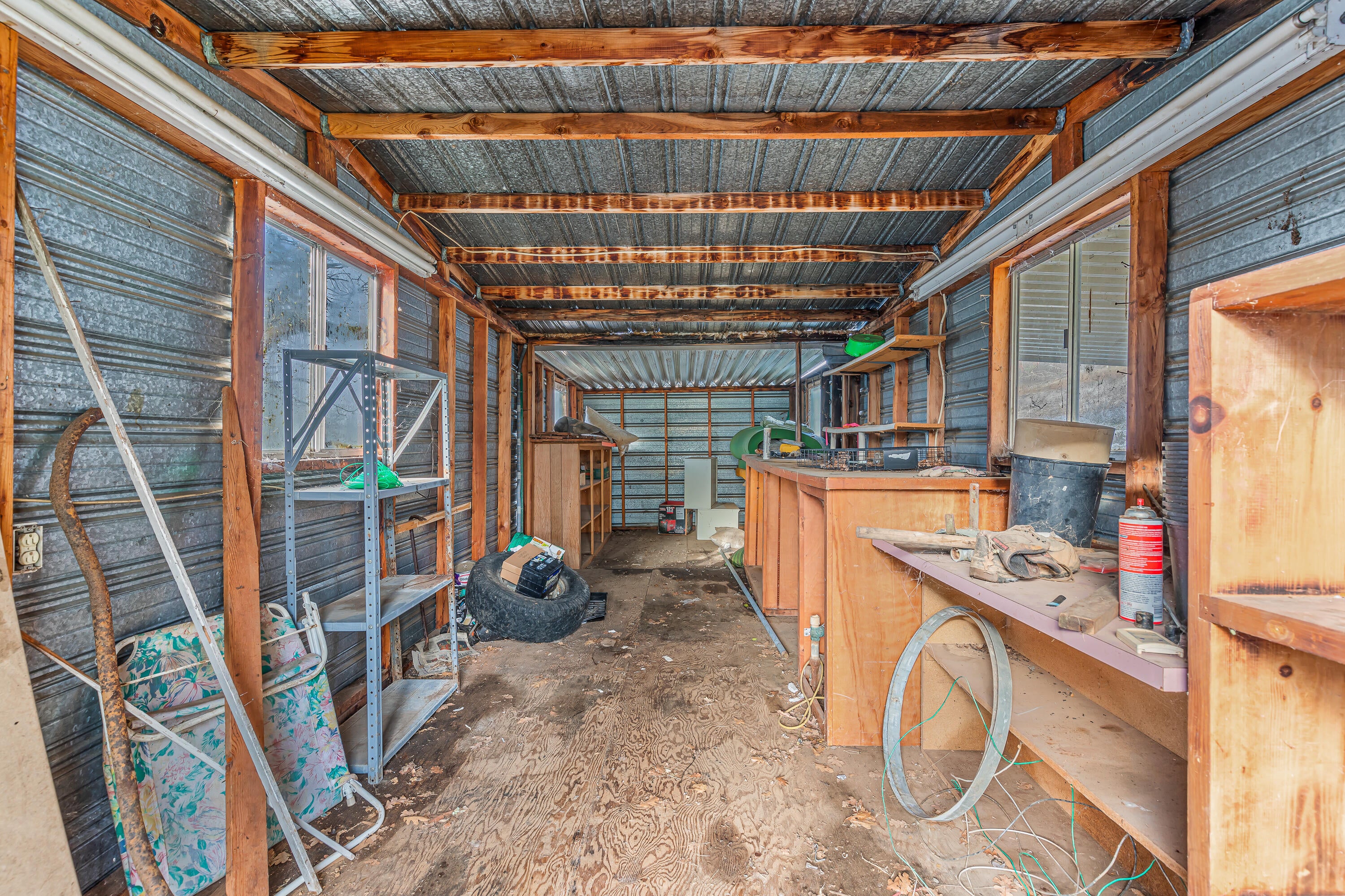 5828 Old Stage Road Central Point, OR 97502 - Photo 21 of 24 9R9A7926